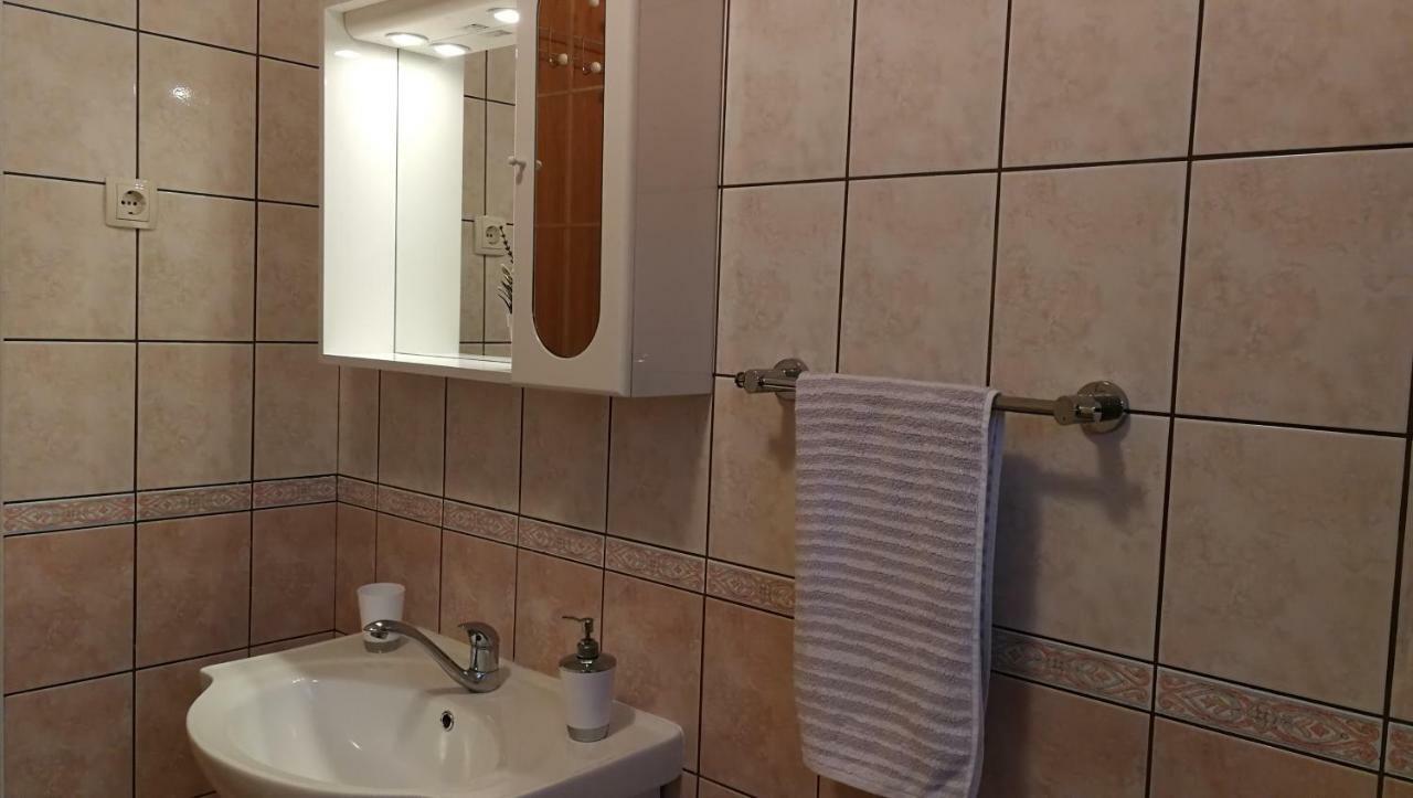 Barbara Apartment Otocac Bagian luar foto